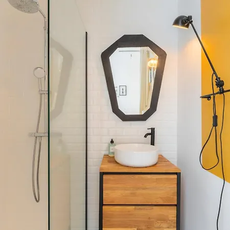 Lumineux Avec Rooftop Et Garage Prive. 아파트