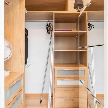 Lumineux Avec Rooftop Et Garage Prive. * リール